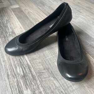 NWOT Bandolino Ballet Flats Size 9.5